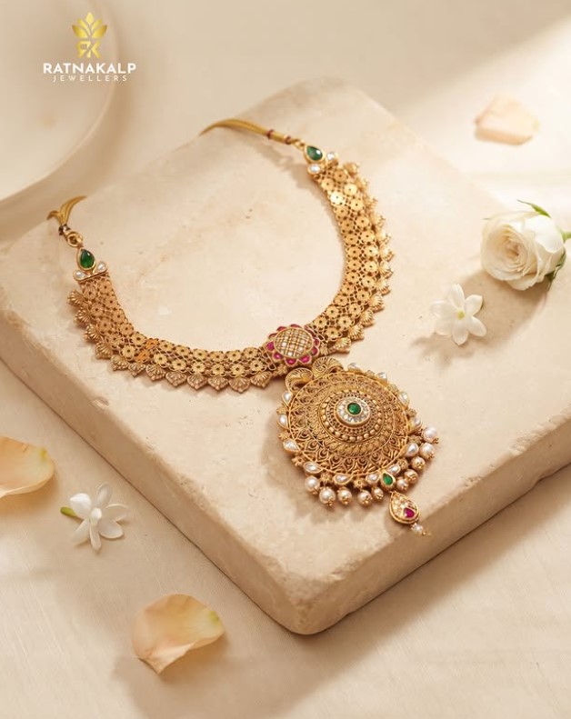 Gold Neckless